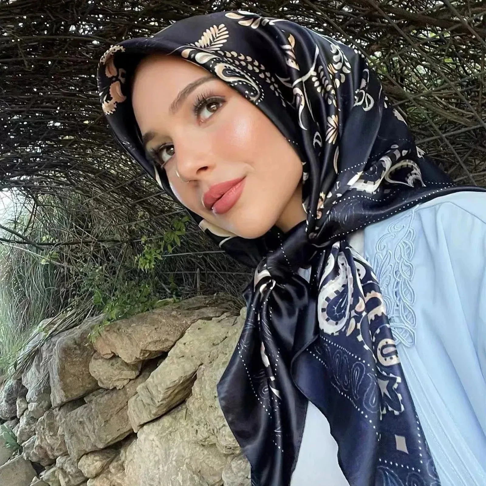 90*90CM Shawls Fashion Beach Sunscreen Silk Scarves