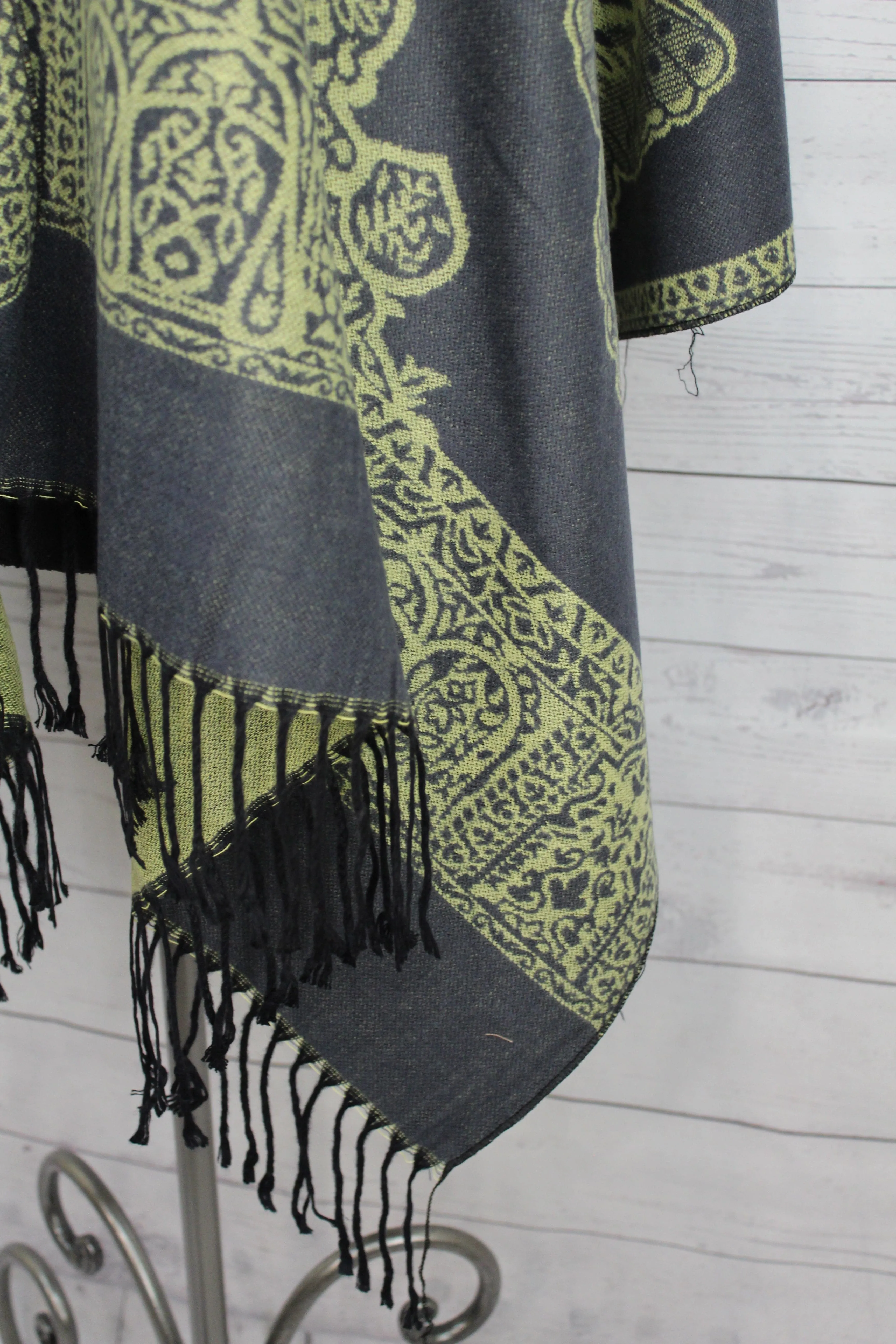 Butterfly Heavy Reversible Pashmina