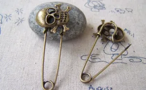 Skull Shawl Kilt Pin Antique Bronze Broochs Set of 4 A579