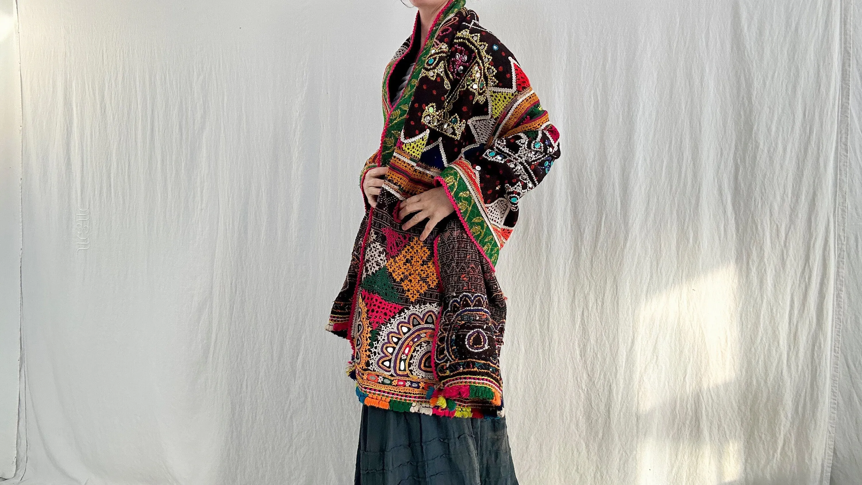 Vintage Rabari Wool Shawl & Throw. Mirror Work and Embroidered 0779