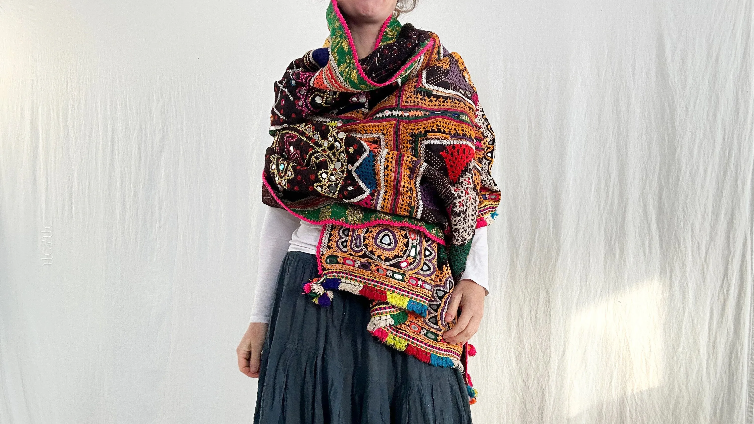Vintage Rabari Wool Shawl & Throw. Mirror Work and Embroidered 0779