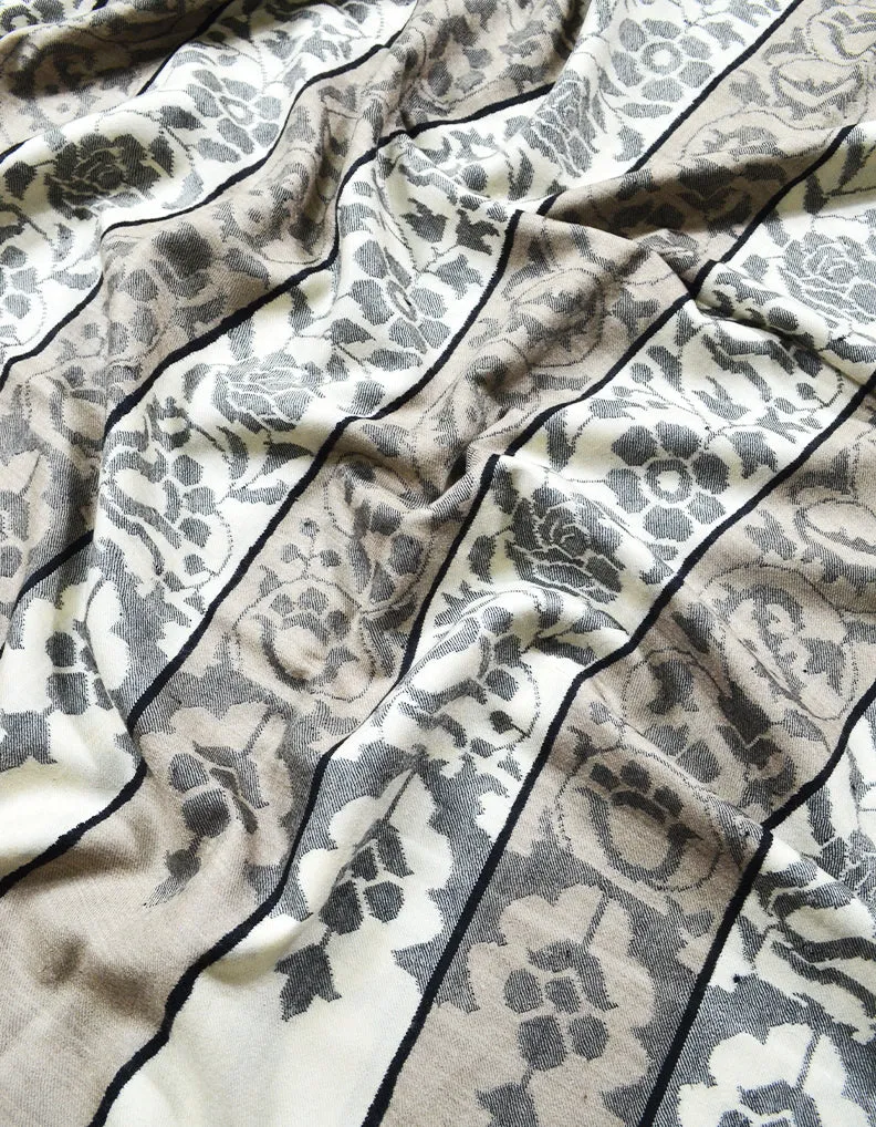white and grey kani pashmina shawl 7802
