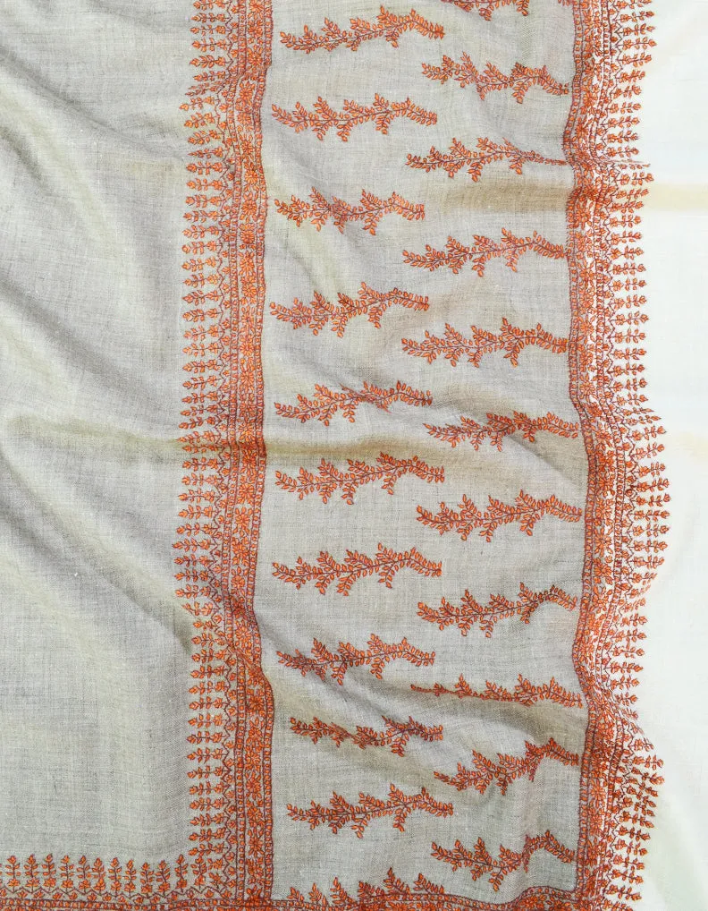 white and natural embroidery pashmina shawl 8464